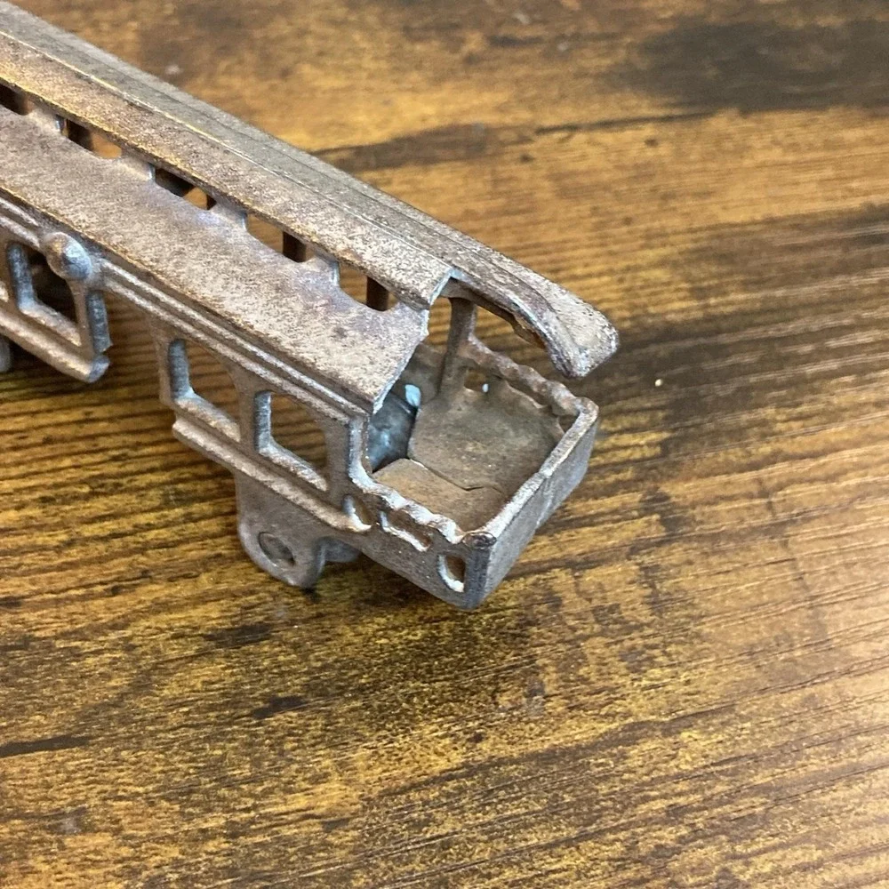 Vtg Cast Iron Trolley Car Streetcar Toy Train Passenger Coach‎ 4
